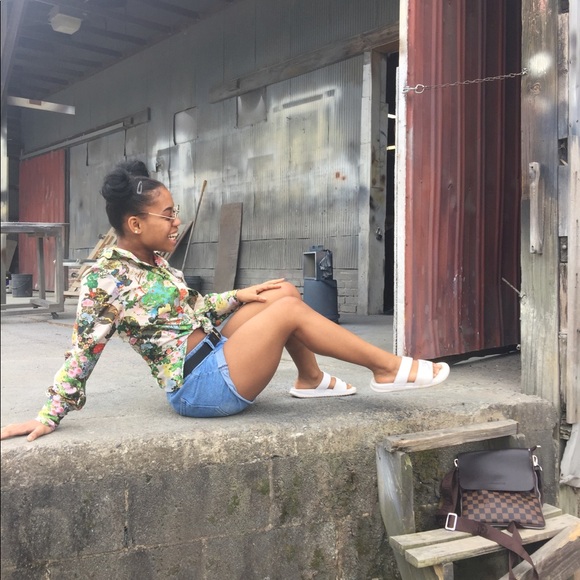 meet ya posher♥️ - Picture 1 of 1